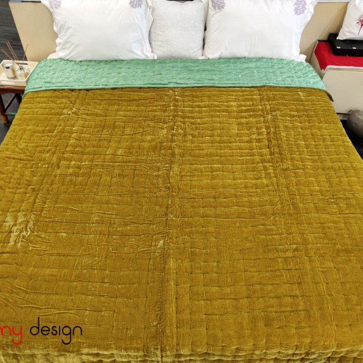 Green silk & apricot yellow velvet quilt